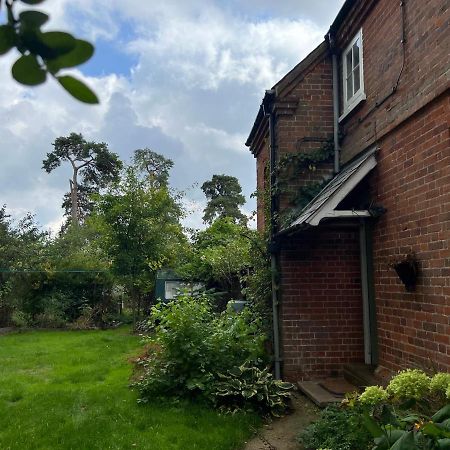 Cosy Cottage In The Heart Of The Countryside Brinkley  Eksteriør billede