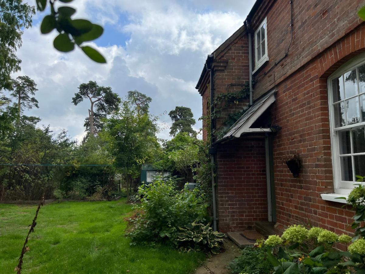 Cosy Cottage In The Heart Of The Countryside Brinkley  Eksteriør billede